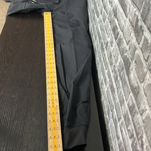 ZYIA - Picture 9 of 9